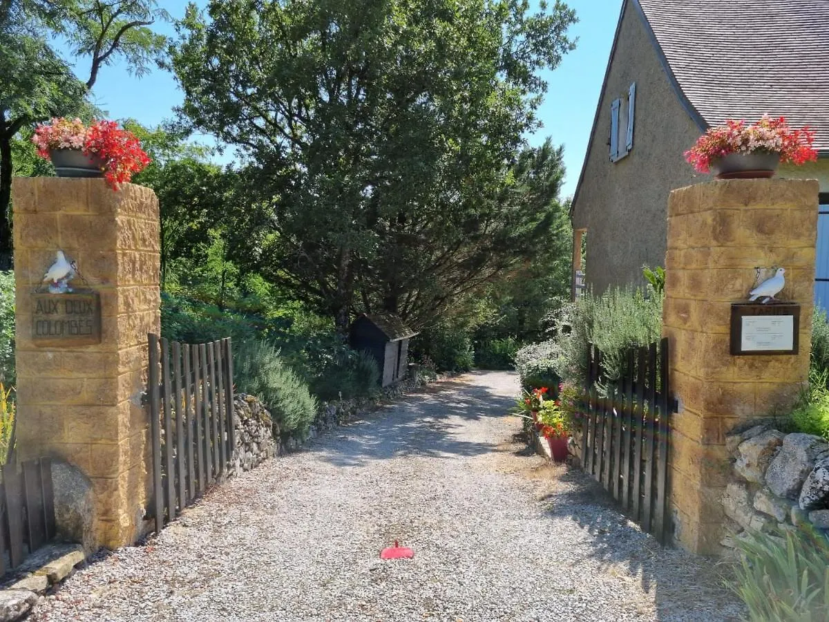 파디락 Aux Deux Colombes B&B 0*,